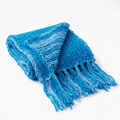 Wool scarves various types/colors - 697 pcs